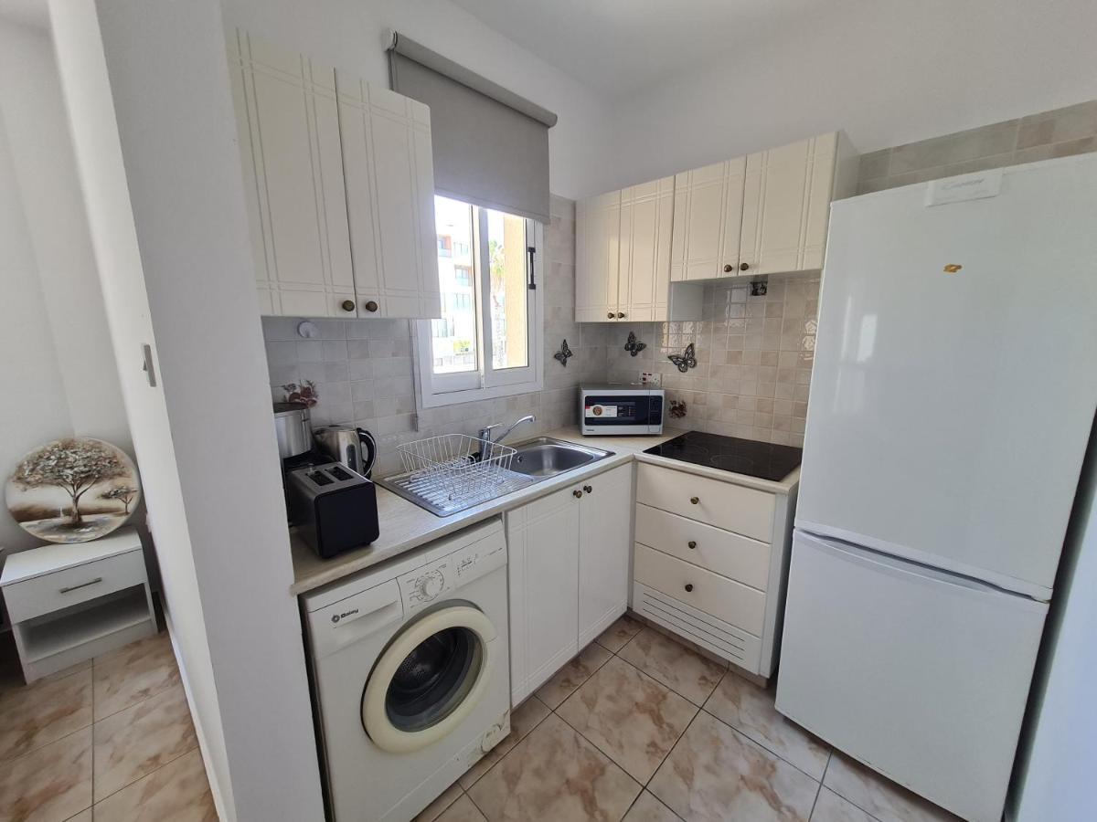 Laertis 2 Complex, Studio Apartment 106 - By Imh Travel & Tours Пафос Екстериор снимка